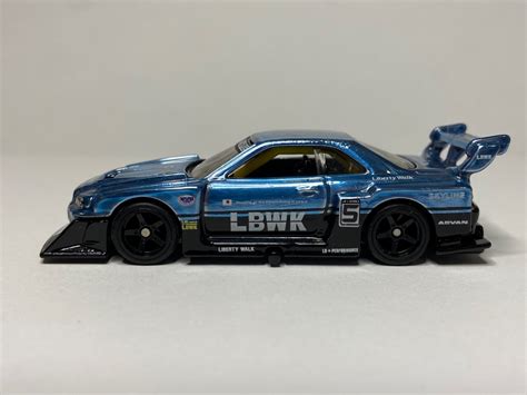 Pair Of R34 Silhouettes Pic Heavy Hot Wheels Customs Mattel Creations