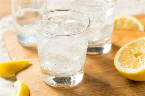 10 Possible Benefits Of Carbonated Water And The Risks To Know Livestrong