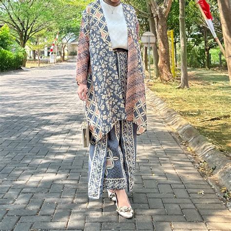 Jual Hanum Set Outer Dan Celana Kulot Batik Modern Viscose Shopee