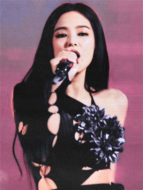 Jennie Coachella Blackpink