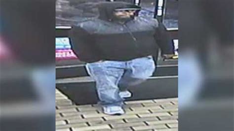 Philadelphia Police Release Surveillance Video Of Mayfair 7 Eleven Robbery 6abc Philadelphia