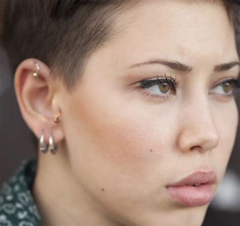 Helix Piercing Inspirations: How to Rock the Look