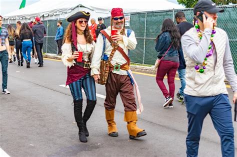 The Gasparilla Experience | How do YOU Gasparilla?