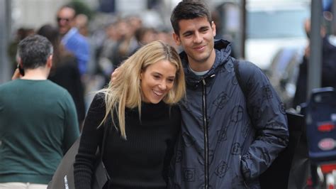 Alice Campello E Alvaro Morata Lei Ha Di Nuovo La Fede Al Dito