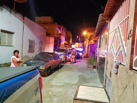 Homens Armados Invadem Casa E Matam Jovem A Tiros No Sul Da Bahia