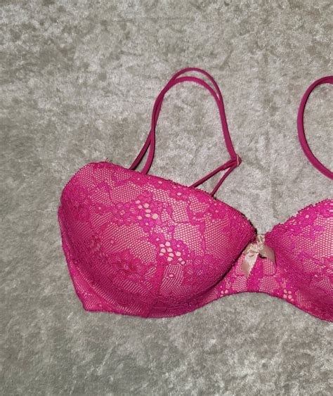 Victorias Secret Lace Padded Demi Bra Size 32d Hot P… Gem