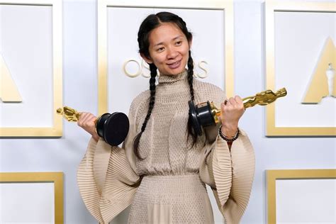 Chloé Zhao Ganadora Del Oscar 2021 A La Mejor Dirección Por Nomadland