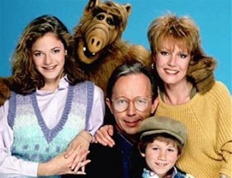 Sección Visual De Alf Serie De Tv Filmaffinity