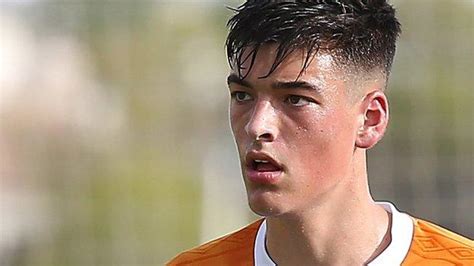 Jacob Greaves Hull City Defender Signs New Deal And Joins Cheltenham