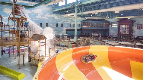 Indoor Water Park Attractions Chicago Resort Great Wolf Lodge