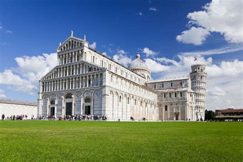 Pisa: Guided Walking Tour with Optional Leaning Tower Ticket | GetYourGuide