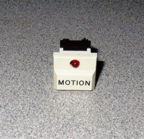 GE 904553 01 MOTION LED Push Button Switch Schadow SE Vintage New