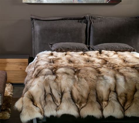 How To Clean A Faux Fur Blanket | Storables