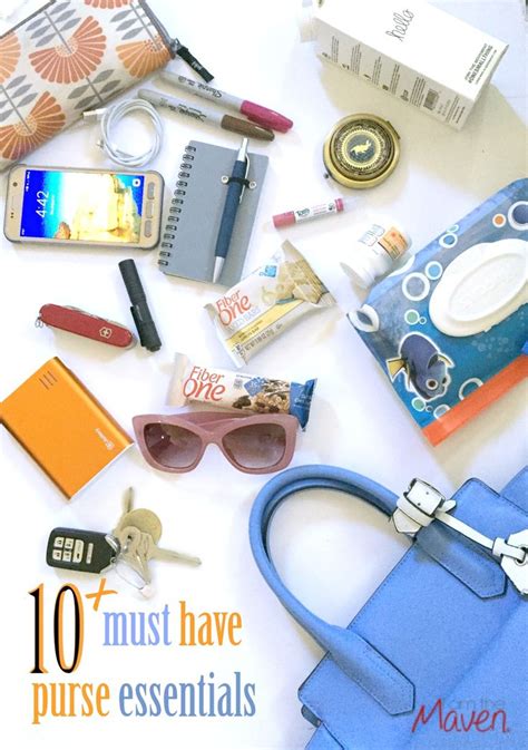 Essential Items Every Woman Should Carry In Her Purse