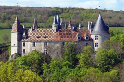 Château de La Rochepot une nouvelle décision de justice mais un