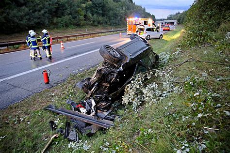 A Mindelheim Stetten Unfall Mit Zwei Verletzten