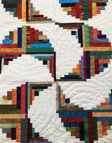 Scrappy Curved Log Cabin Quilt Log Cabin Quilts Log Cabin Quilt