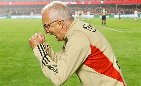 Dorival se impressiona a torcida que carregou a equipe Dragões