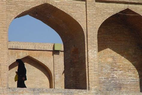 Esfahan Bridges | Travel Story and Pictures from Iran