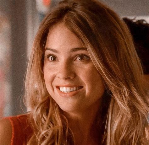 Malia Tate En 2024 Fotos De Perfil Novios Foto