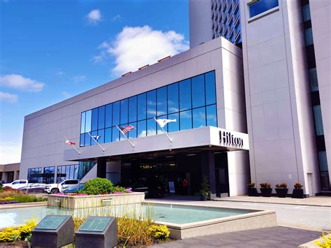 Hilton Quebec, 1100 Rene Levesque East, Quebec City, QC, Hotels ...