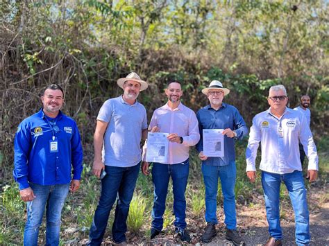 Estrada Do Santo Ant Nio Recebe Servi Os De Ro Agem E Limpeza Ap S