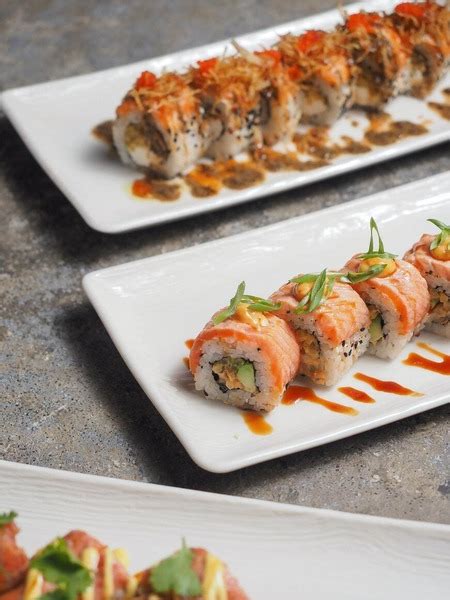 Makimono Sushi Rolls: The Best and Most Delicious Japanese Food