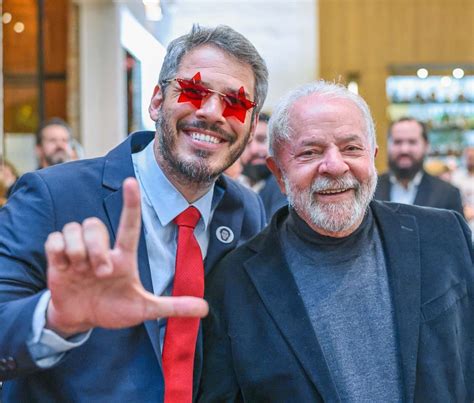 Vídeo Lula confirma nome de professor de Dourados para o Senado MS