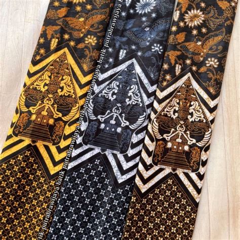 Jual Kain Batik Printing Dan Embos Murah Motif Jokowi Wayang Atasan