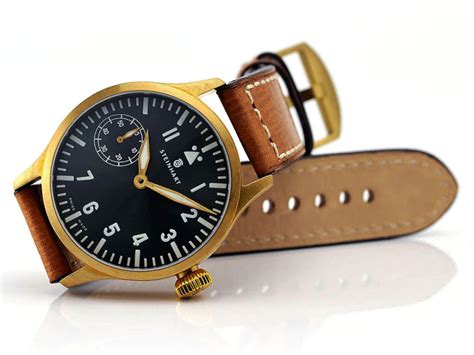 Best Watches for Law Enforcement Officers to Count On – Gnomon Watches