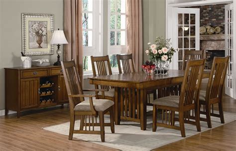 Medium Oak Finish Casual Dining Table Woptional Chairs