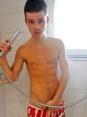 Enjoy A Hot Steamy Shower With My Hung Mate Kevin Babik