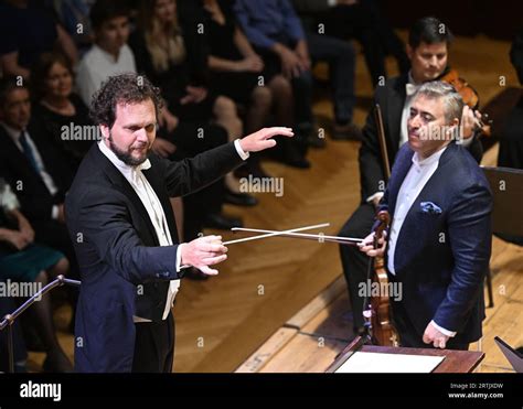 Maxim Vengerov Performs Hi Res Stock Photography And Images Alamy