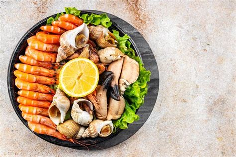 Premium Photo Seafood Platter Fruits De Mer Shrimp Crab Claw Clam