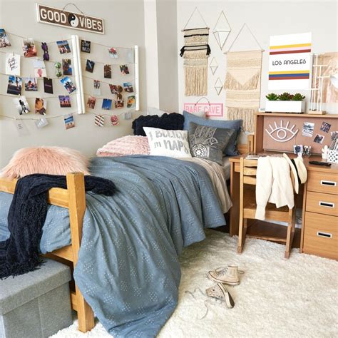 College Dorm Room Furnishings Shopping Guide [2020] College Fashion