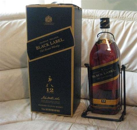 Black Label Big Bottle - Trovoadasonhos