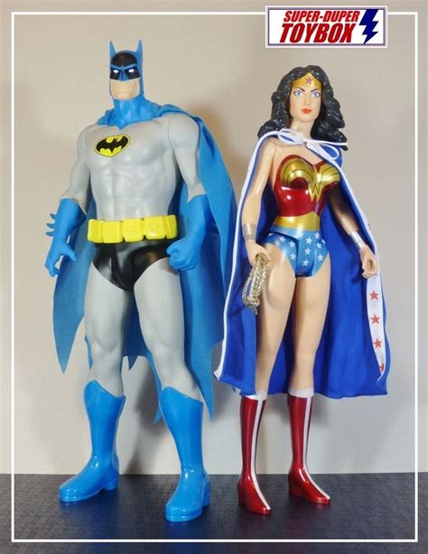 JAKKS Pacific Big Figs Series 18 Classic Wonder Woman First Batman