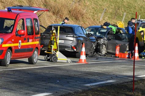 Verri Res De Joux Choc Frontal Entre Pontarlier Et La Suisse Deux