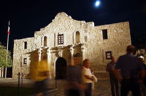 The State of Texas: Digging Up The Past At The Alamo – Texas Monthly