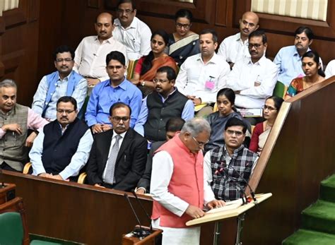 Chhattisgarh Cm Bhupesh Baghel Presents His Govts Budget For Financial