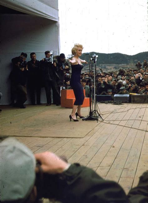 Fascinating Photographs Of Marilyn Monroe Performing For The Thousands