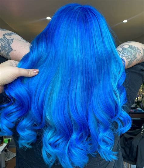 50+ Eye-Catching Royal Blue Hair Color Ideas For Any Hair Length