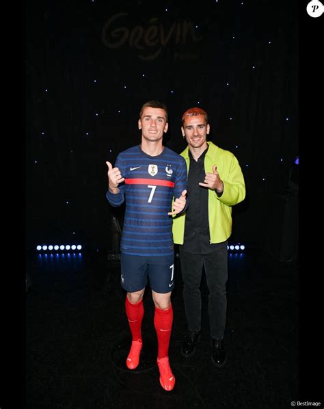 Antoine Griezmann choqué par sa statue au musée Grévin sa femme