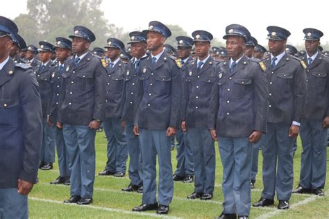 Sa Police Service On Twitter Sapshq Officers At The Community