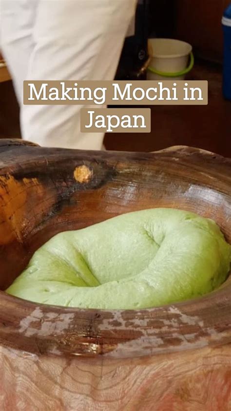 Making Mochi in Japan | Yummy food, Yummy food dessert, Recipes