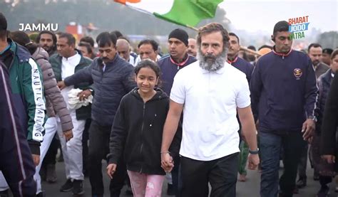 Rahul Gandhis Bharat Jodo Yatra Resumes From Vijaypur Nears Jammu