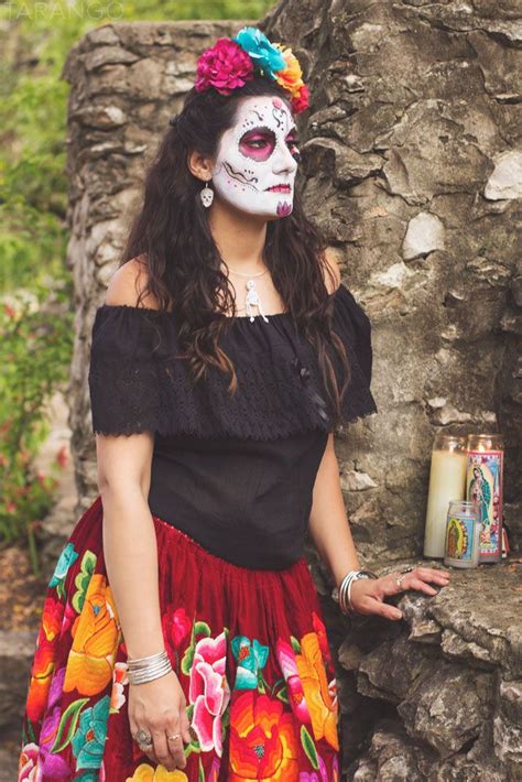 Day Of The Dead Dia De Los Muertos In Oaxaca Mexico El Interior Guatemalan Clothing