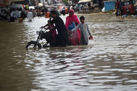 Death Toll Rises To 147 As Monsoon Rains Ravage Pakistan Daily Sabah