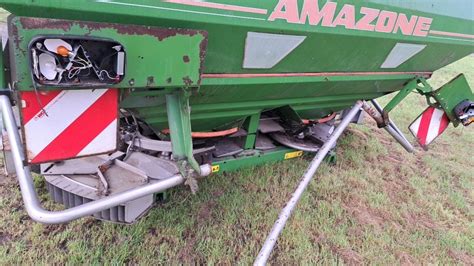 Amazone Zam 1200 Profis Fertiliser Spreader With Amatron Control Box