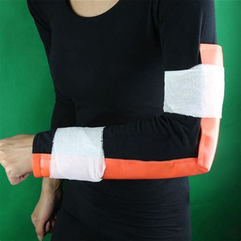 11x92cm Medical Polymer Aluminium Emergency First Aid Leg Arm Fracture Fixed Splint Braces